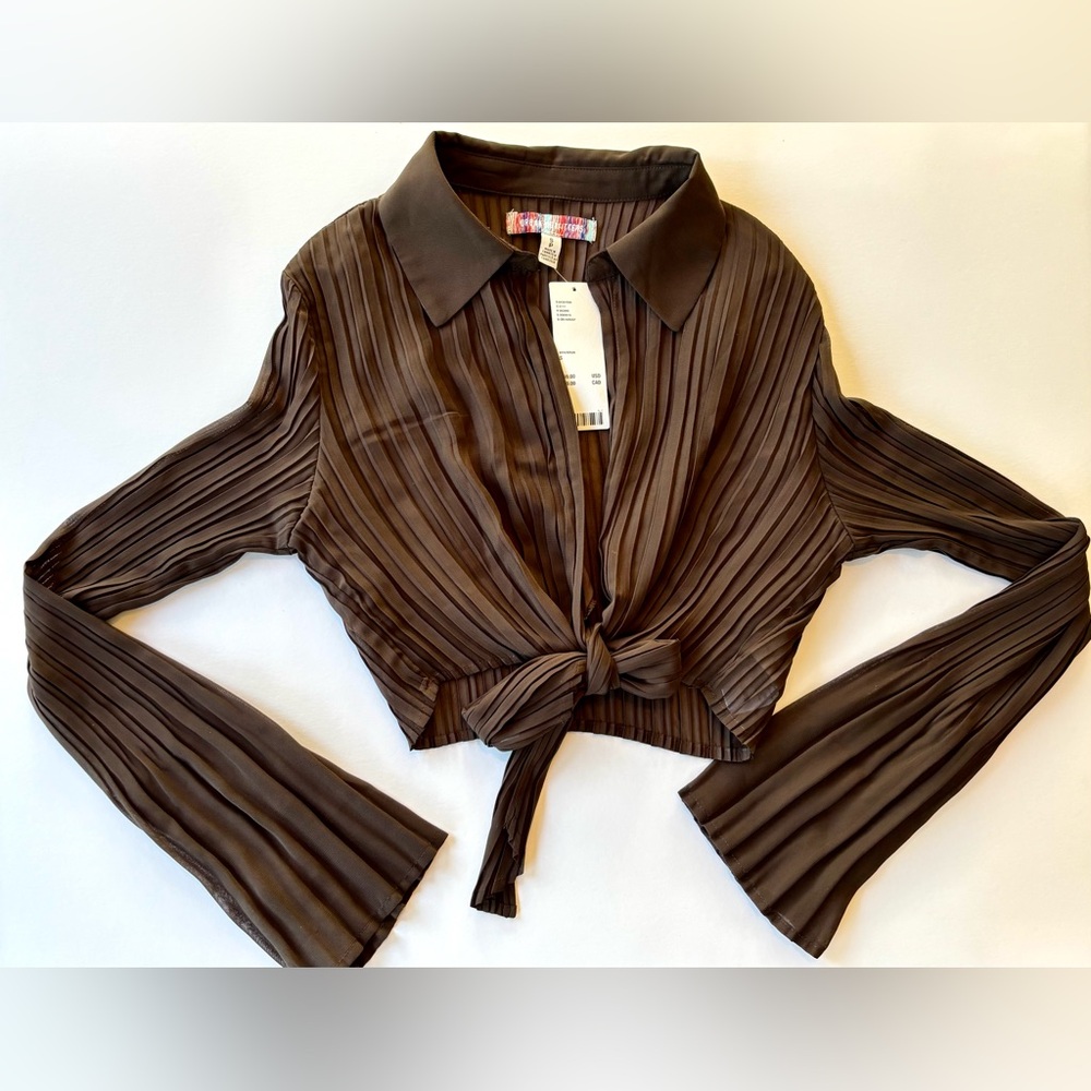 Urban Outfitters Chocolate Brown ‘Rachel’ Plisse Top With Front Tie - Picture 2 of 10